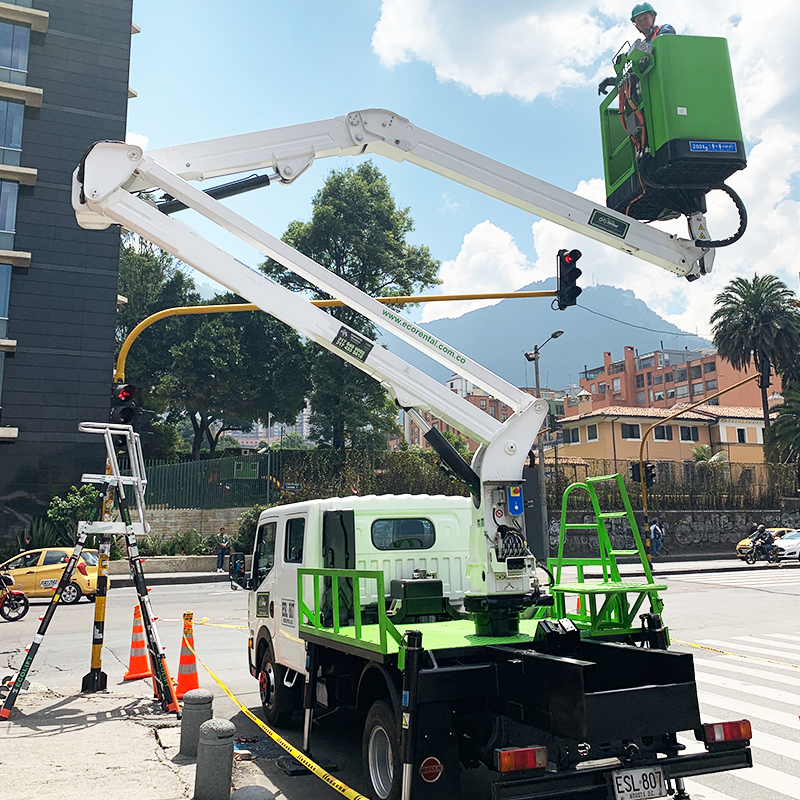 Alquiler de Carro Canasta grúas de brazo articulado